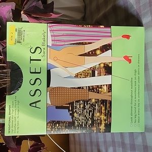 High-Waisted Shaping Shorts